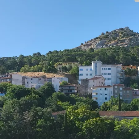 Apartament Gorofai